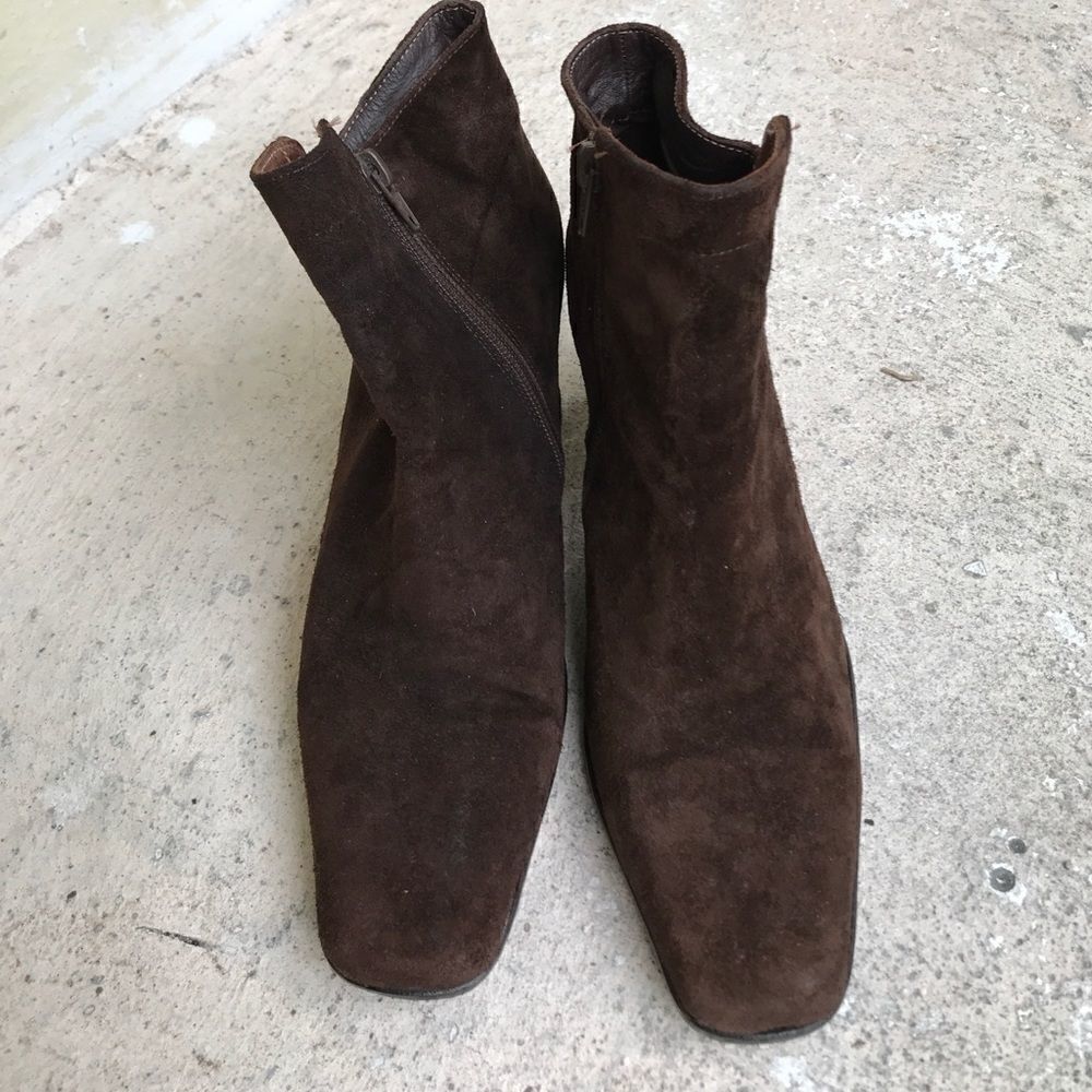 Ferras  Booties - Picture 2 of 4